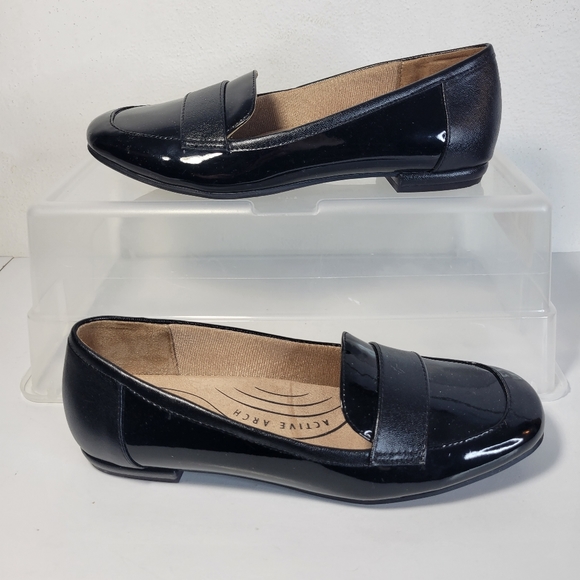 Womans Life Stride Soft System Active Arch Black Loafers Size 6 - Picture 4 of 8